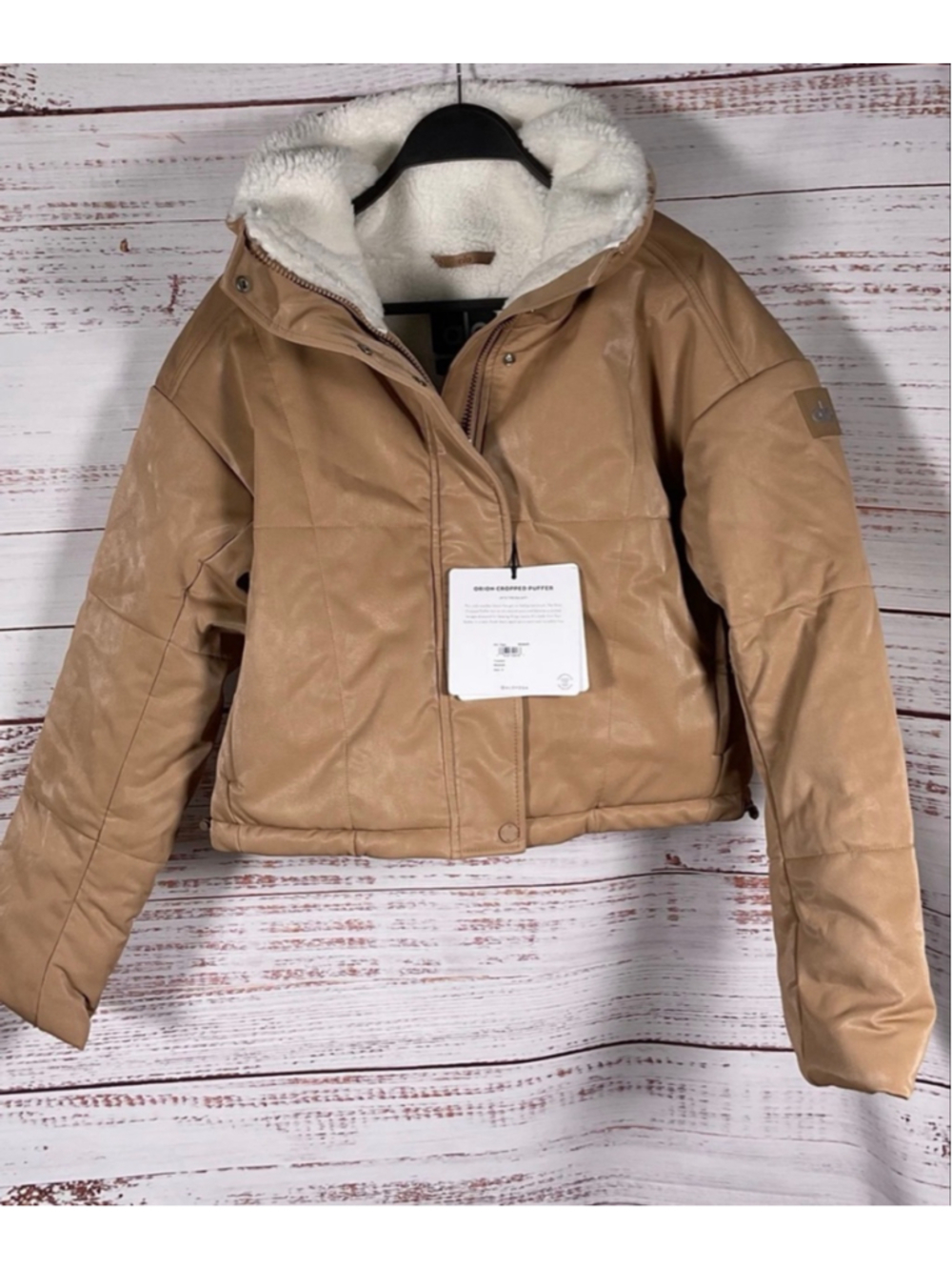 Alo Yoga Orion Cropped Puffer NWT - Picture 2 of 2